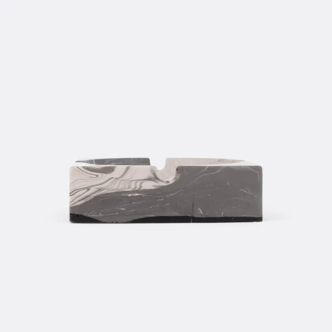 Crida Obsidian Ash Tray>Man Home Accessories