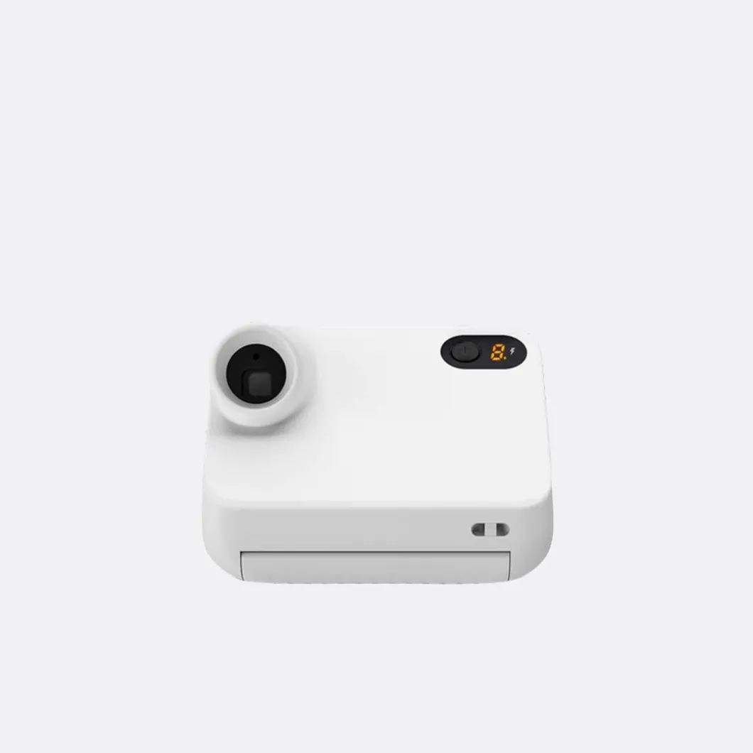 Athena Polaroid Go>Man Tech